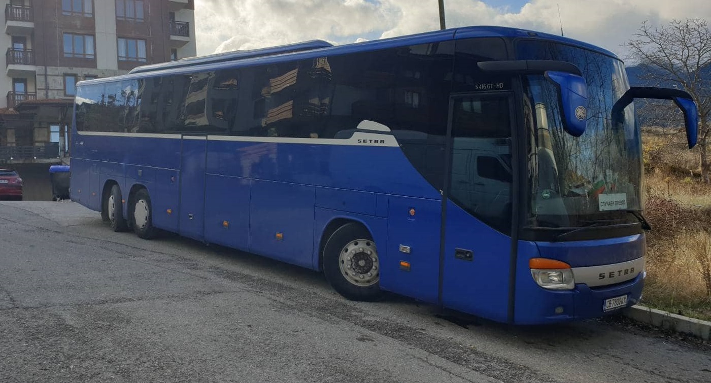 Автобус Сетра, Места: 48+2+1